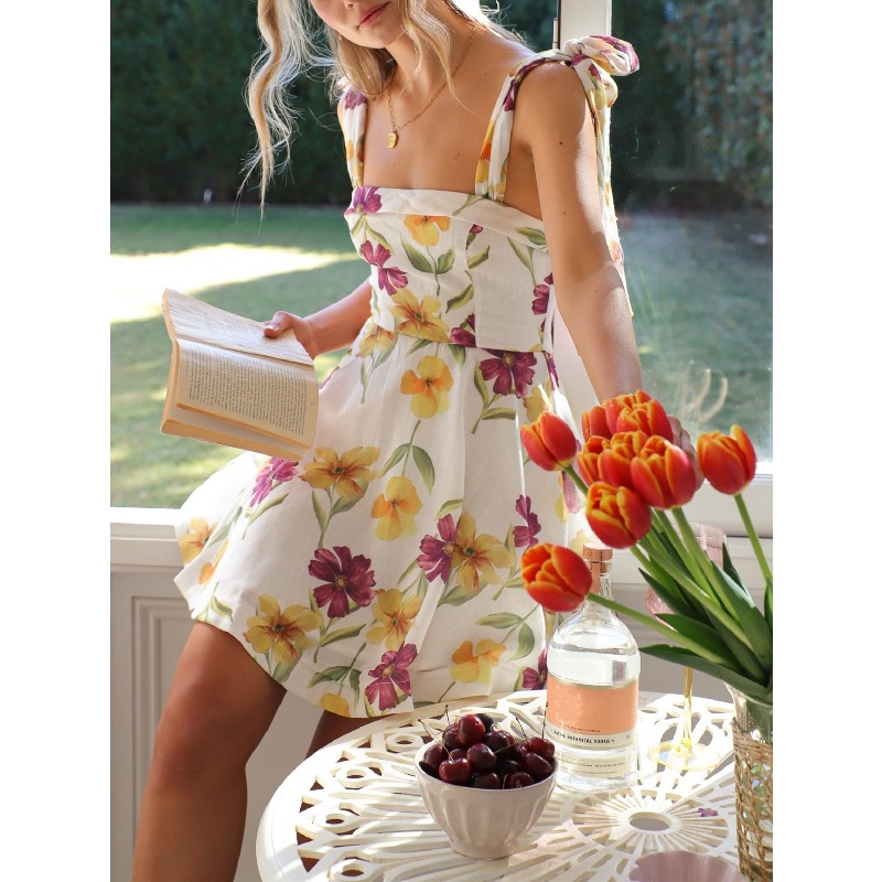 Fashionable and Elegant Women' - огляд і ціна Summer Clothing Online