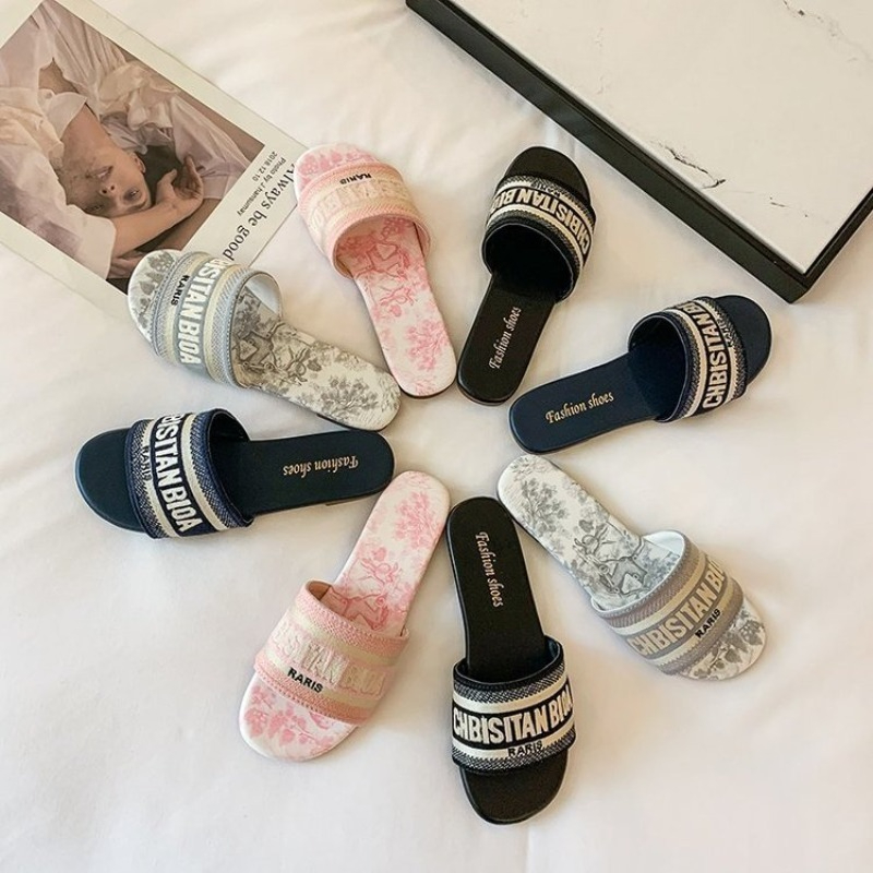 Women's Fashion Flat Slippers  - огляд і ціна Summer Quotes